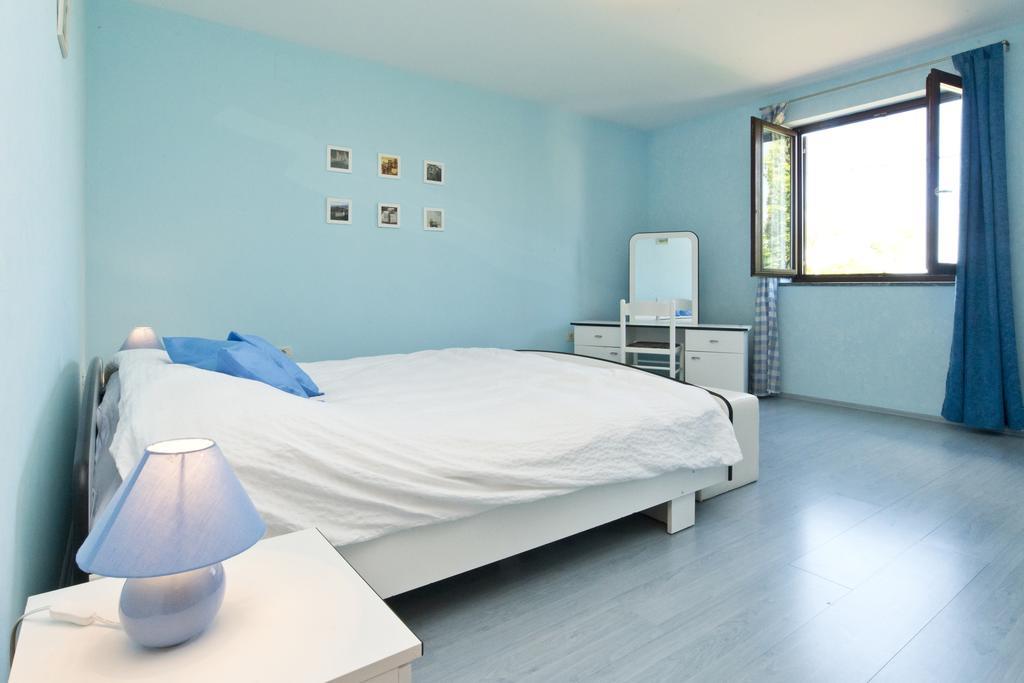 Villas Montrin Kastel Room photo